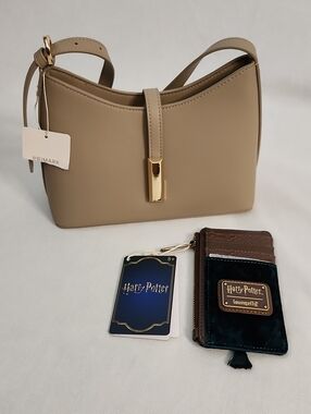 Primark Taupe Shoulder Bag with Loungefly "Slytherin" Cardholder